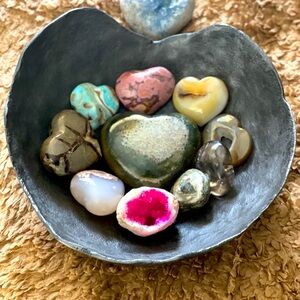Lots of ❤️ from @mlejea. She got me hooked on crystals...